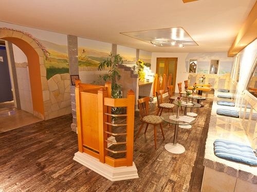 Bar mit Sitzmöglichkeiten