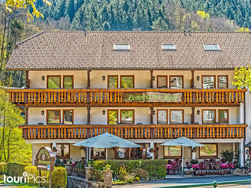 6 Tage Urlaub im Schwarzwald im Hotel Döttelbacher Mühle mit Halbpension