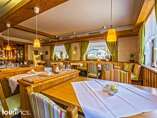 Hotel Döttelbacher Mühle-Peterstal/Schwarzwald-Restaurant-02