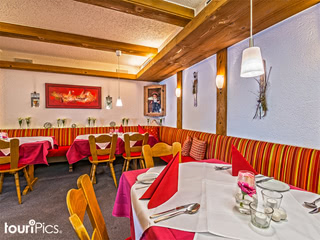 Hotel Döttelbacher Mühle-Peterstal/Schwarzwald-Restaurant-01