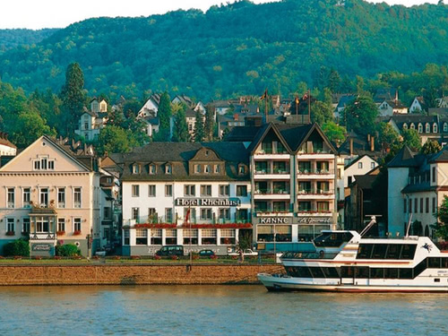 Außenansicht vom Hotel Rheinlust