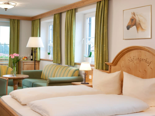Familienzimmer mit Allgäuer Gemütlichkeit im Landhotel Haflingerhof