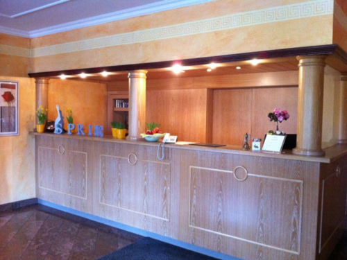Rezeption im Hotel Gerber im Spessart