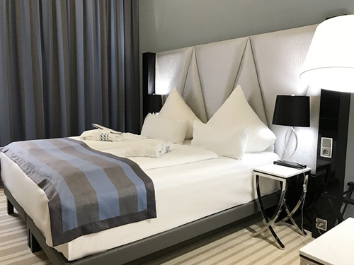 Doppelzimmer6